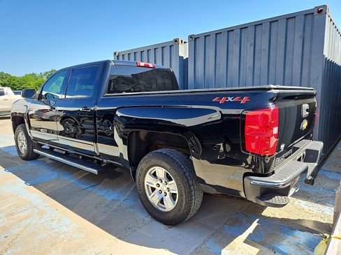 Used 2018 Chevrolet Silverado 1500 LT w/ All Star Edition AWD/4WD image 4