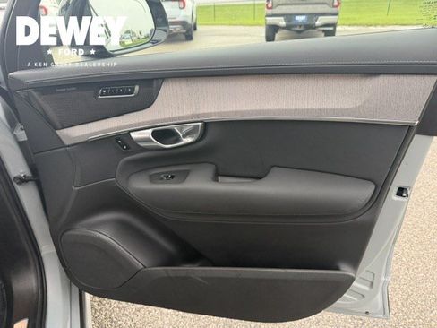Used 2026 Volvo XC90 B6 Ultra w/ Protection Package Premier AWD/4WD image 41