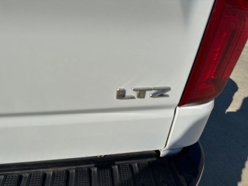 Used 2025 Chevrolet Silverado 1500 LTZ image 14