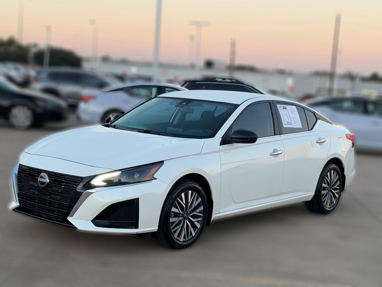 Certified 2024 Nissan Altima 2.5 SV AWD/4WD image 2