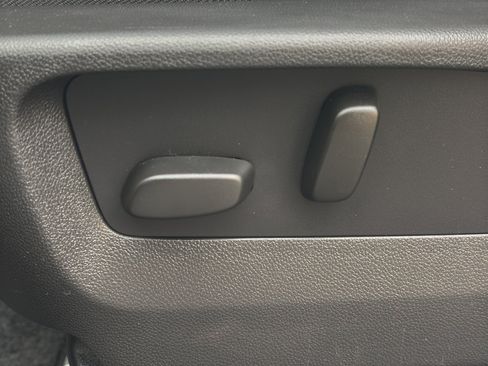 Used 2023 Buick Envision Avenir image 27