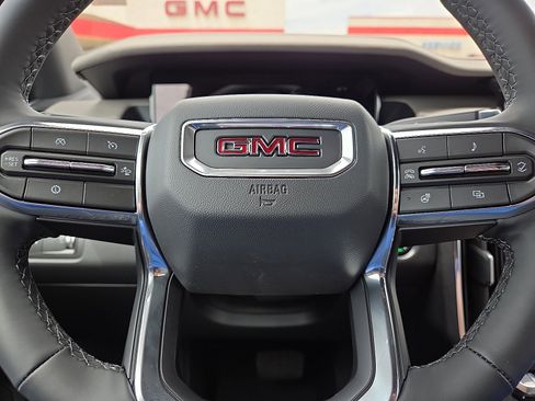 New 2026 GMC Acadia Elevation image 12