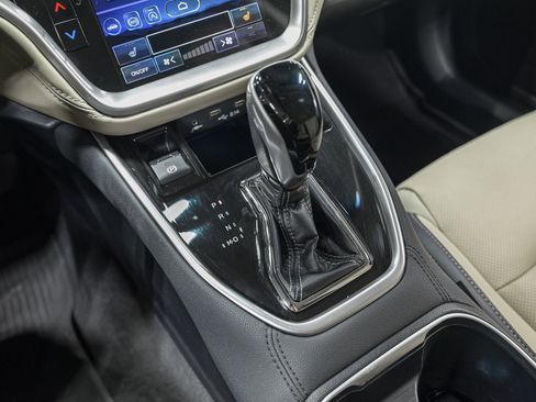 Used 2020 Subaru Outback Limited image 23