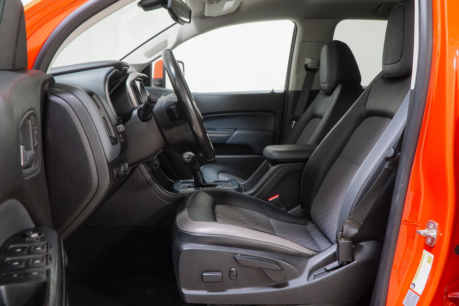 Used 2016 Chevrolet Colorado Z71 AWD/4WD image 20