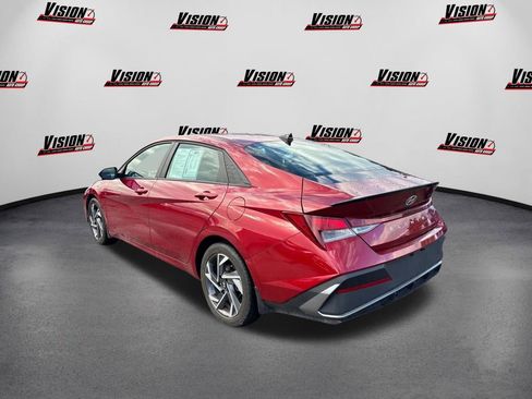 Certified 2025 Hyundai Elantra Sport image 7