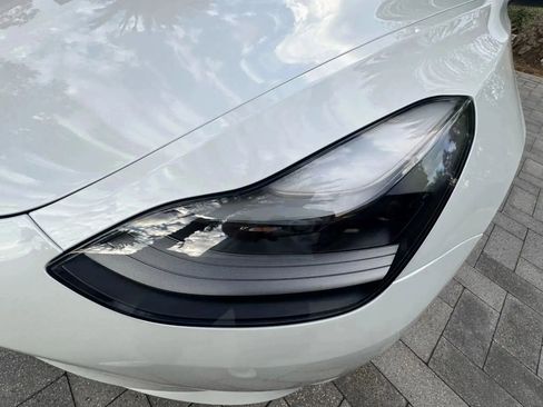 Used 2022 Tesla Model 3 Long Range AWD/4WD image 29