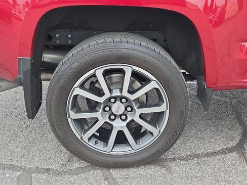 Certified 2019 GMC Canyon Denali AWD/4WD image 17