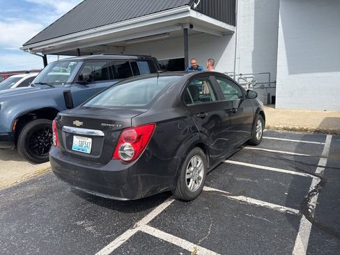 Used 2013 Chevrolet Sonic LT FWD image 4