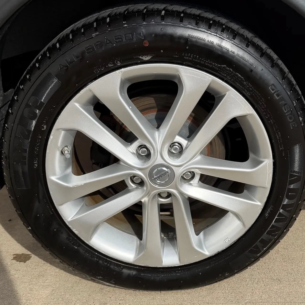 Used 2012 Nissan Juke SL AWD/4WD image 22