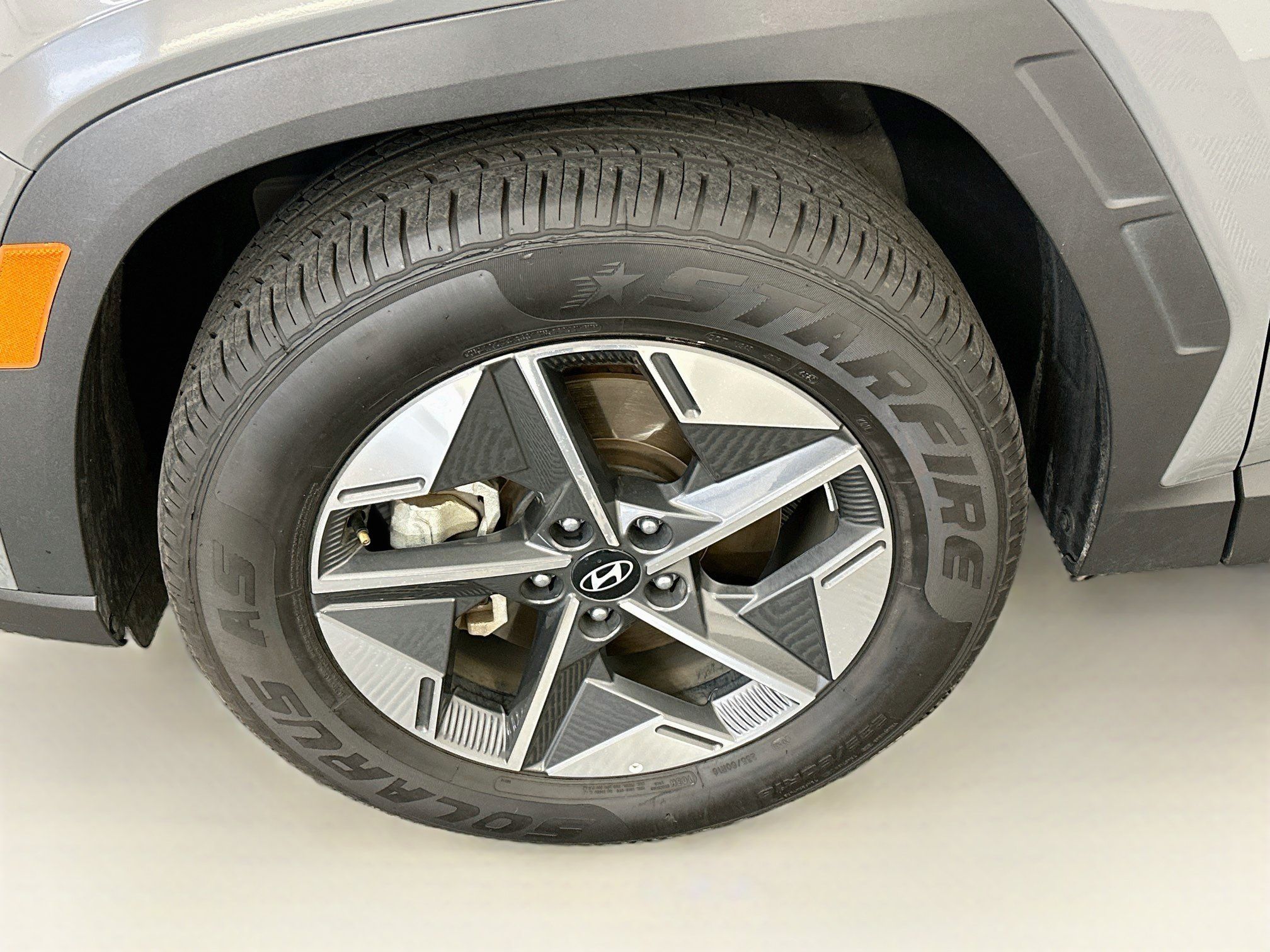Used 2025 Hyundai Tucson SEL AWD/4WD image 35