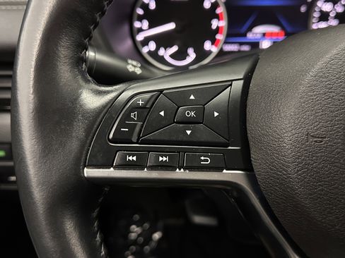 Used 2022 Nissan Sentra SV w/ All-Weather Package FWD image 18