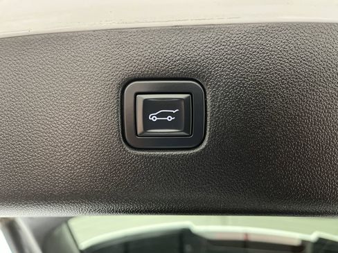 Used 2019 Chevrolet Blazer LT image 30