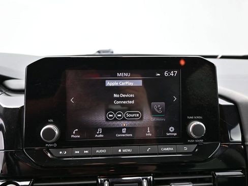 Used 2022 Nissan Pathfinder SV w/ SV Black Package FWD image 14