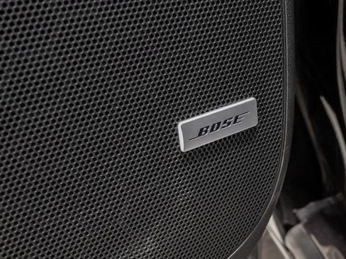 Used 2024 Buick Enclave Premium image 9