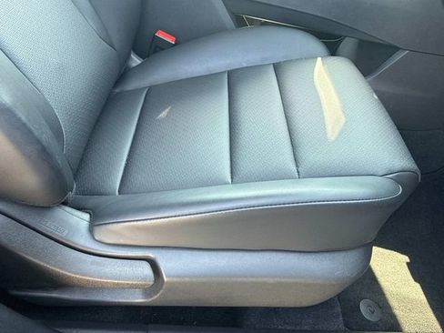 Used 2023 Nissan Rogue SV w/ SV Premium B Package FWD image 15