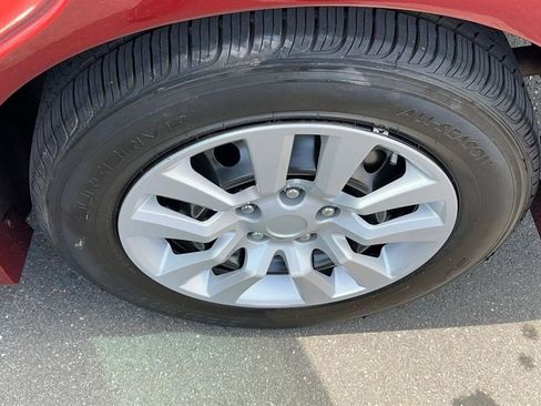Used 2015 Nissan Altima 2.5 S w/ Power Driver Seat Package FWD image 9