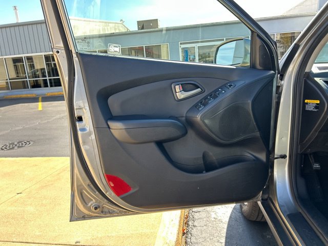 Used 2012 Hyundai Tucson GLS FWD image 25