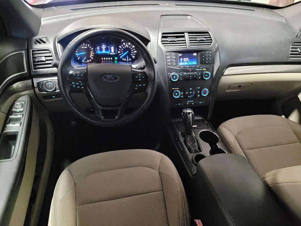 Used 2019 Ford Explorer XLT w/ Class III Trailer Tow Package FWD image 22