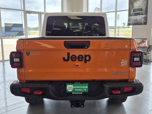New 2026 Jeep Gladiator Rubicon AWD/4WD image 7