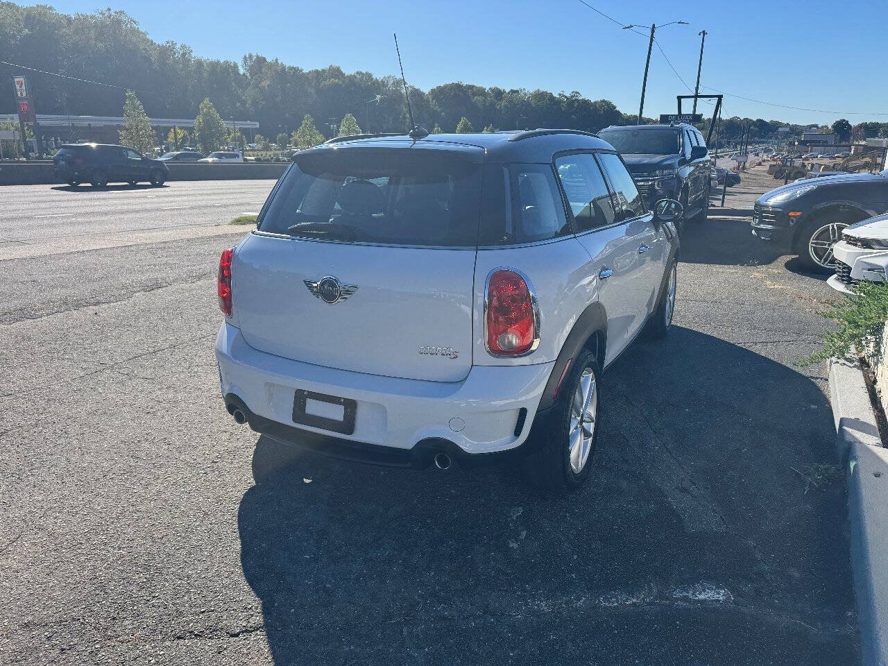 Used 2012 MINI Cooper Countryman S FWD image 6
