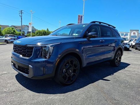 Used 2024 Kia Sorento SX AWD/4WD image 3