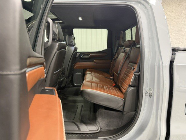 Certified 2024 GMC Sierra 1500 Denali Ultimate AWD/4WD image 10