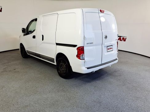 Used 2018 Nissan NV200 SV FWD image 4