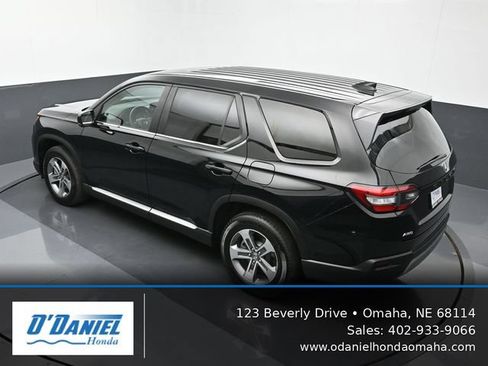 Used 2025 Honda Pilot EX-L image 15