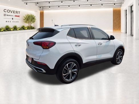 Used 2023 Buick Encore GX Select FWD image 11