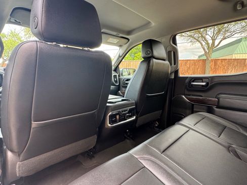 Used 2019 GMC Sierra 1500 SLT RWD image 29