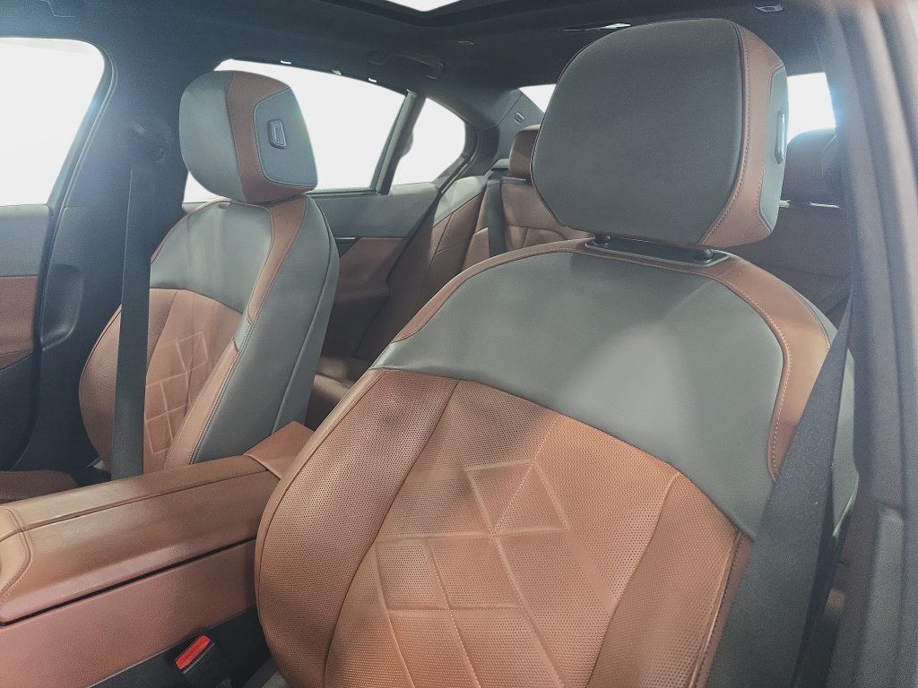 Certified 2024 BMW i5 M60 w/ Executive Package AWD/4WD image 18