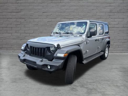 Used 2019 Jeep Wrangler Unlimited Sport S AWD/4WD image 3