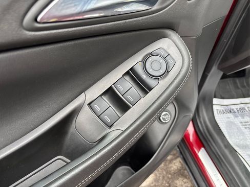 Used 2023 Buick Encore GX Essence w/ Experience Buick Package image 34