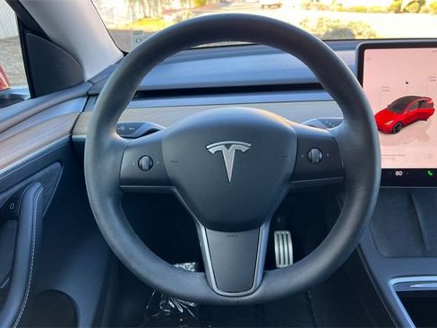 Used 2023 Tesla Model Y Performance image 26