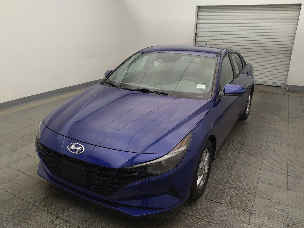 Used 2021 Hyundai Elantra SE FWD image 15
