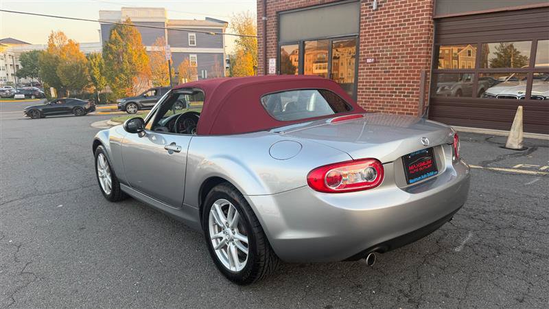 Used 2012 MAZDA MX-5 Miata Sport w/ Convenience Pkg RWD image 25