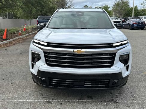 New 2026 Chevrolet Traverse High Country w/ LPO, Floor Liner Package FWD image 10