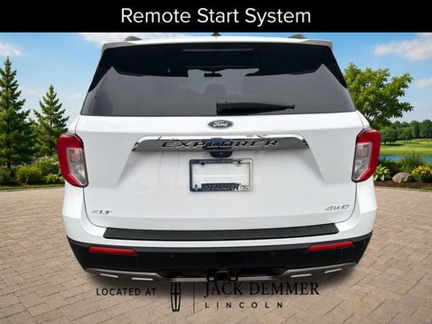 Used 2021 Ford Explorer XLT w/ Equipment Group 202A AWD/4WD image 6