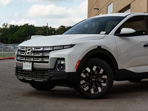 New 2026 Hyundai Santa Cruz SE image 3