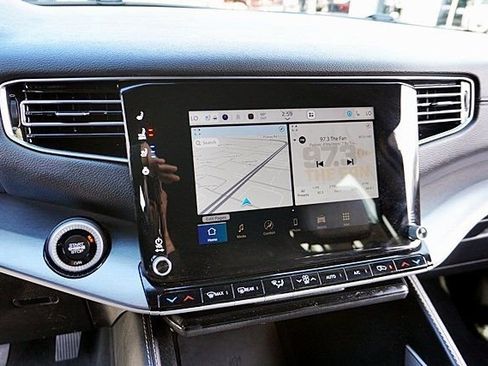 Certified 2025 Jeep Wagoneer Series II image 26