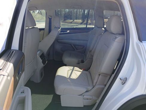 New 2026 Volkswagen Atlas SE image 23