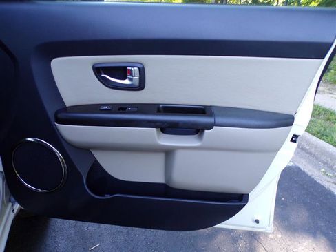 Used 2012 Kia Soul ! FWD image 23