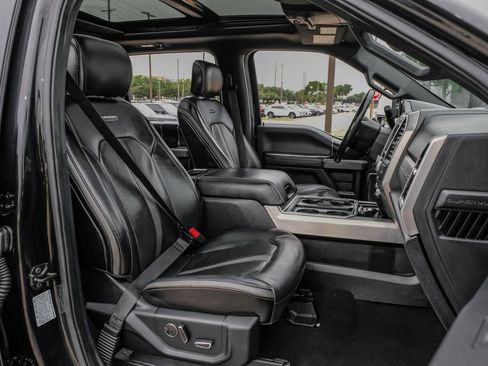 Used 2020 Ford F250 Platinum w/ Tremor Off-Road Package AWD/4WD image 30