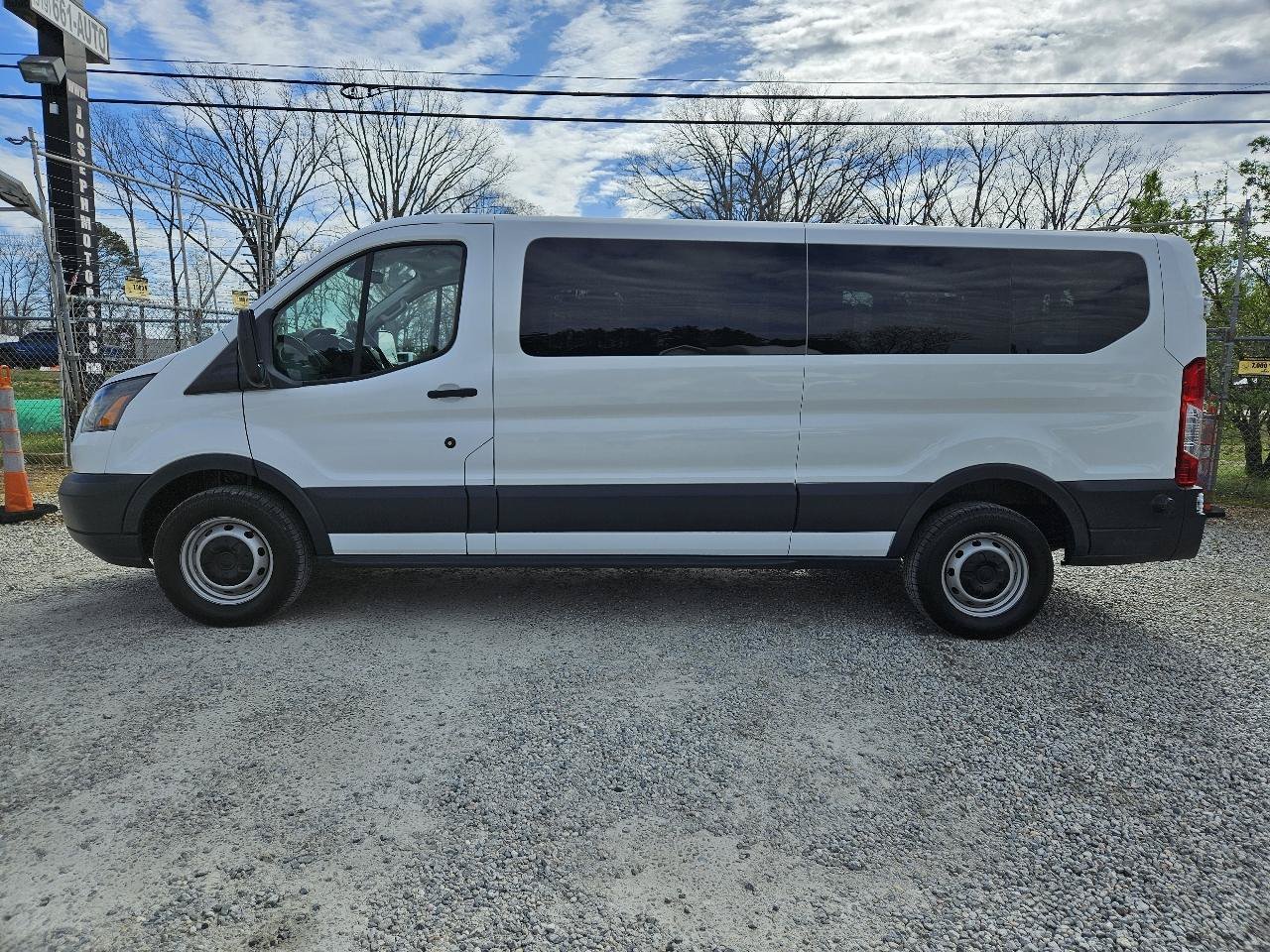 Used 2018 Ford Transit 350 XL RWD image 2