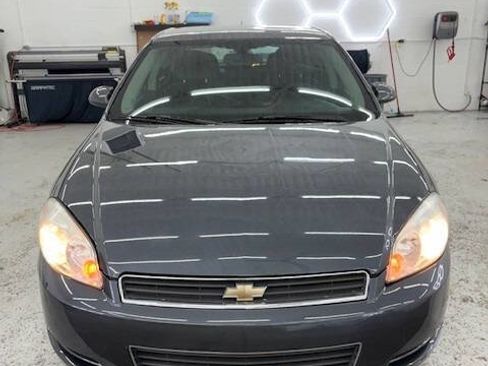 Used 2011 Chevrolet Impala LS image 4