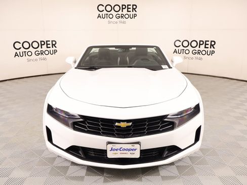 Used 2023 Chevrolet Camaro LT RWD image 8