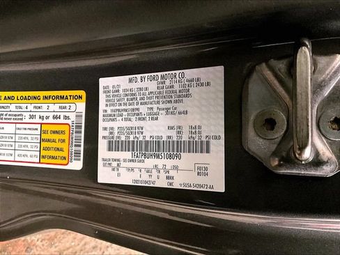 Used 2021 Ford Mustang Premium RWD image 32