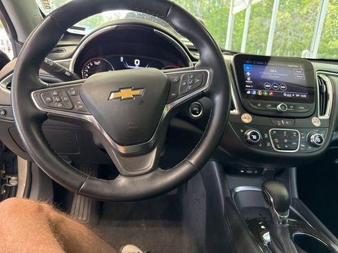 Used 2024 Chevrolet Malibu LT image 5
