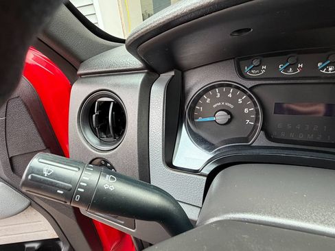 Used 2014 Ford F150 XL w/ Equipment Group 101A Mid RWD image 9