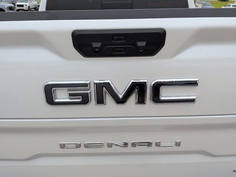 Used 2025 GMC Sierra 1500 Denali Ultimate AWD/4WD image 48